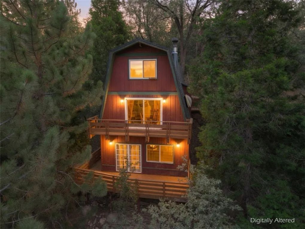 28673 Manitoba, Lake Arrowhead, CA 92352