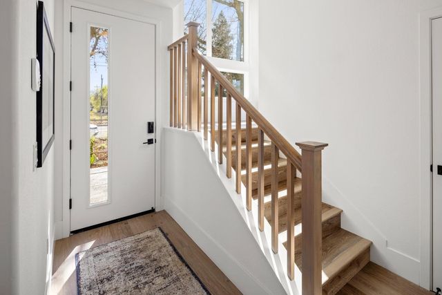610 E St, West Sacramento, CA 95605
