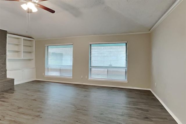 4718 Lost Lake Lane, Spring, TX 77388