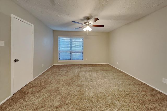 4718 Lost Lake Lane, Spring, TX 77388