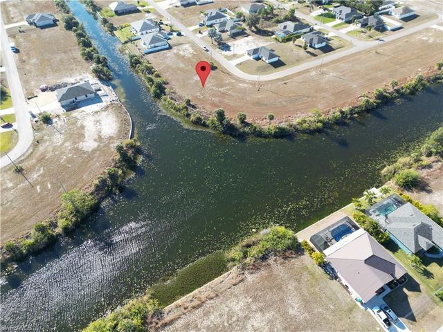 3741 NE 12th PL, Cape Coral, FL 33909