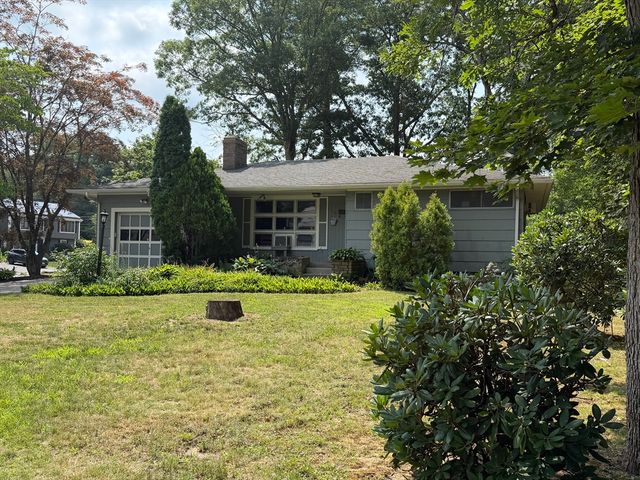 510 Thacher St, Attleboro, MA 02703