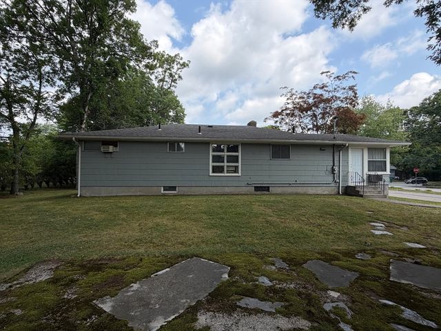 510 Thacher St, Attleboro, MA 02703