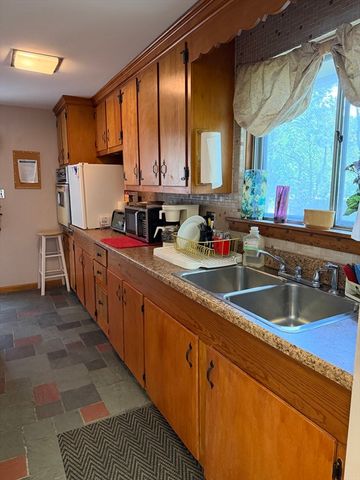 510 Thacher St, Attleboro, MA 02703