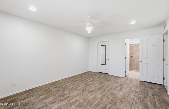 660 E River Road W, Tucson, AZ 85704