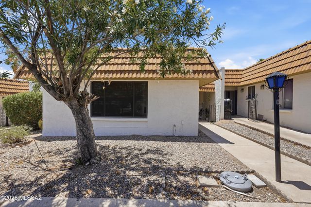 660 E River Road W, Tucson, AZ 85704