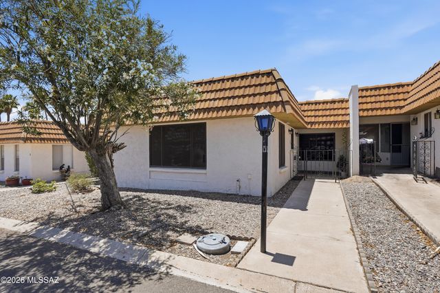 660 E River Road W, Tucson, AZ 85704