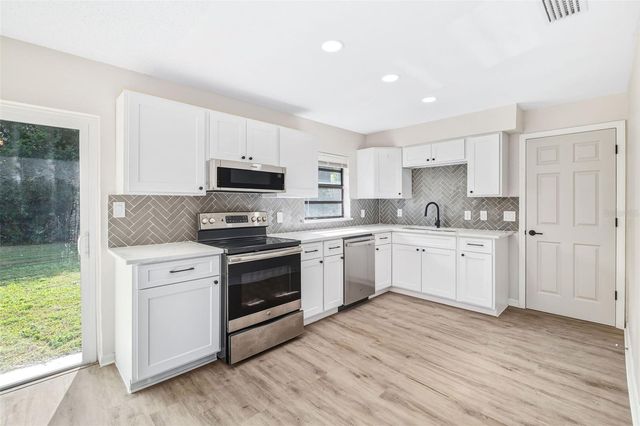 4320 CAROUSEL ROAD, Orlando, FL 32808