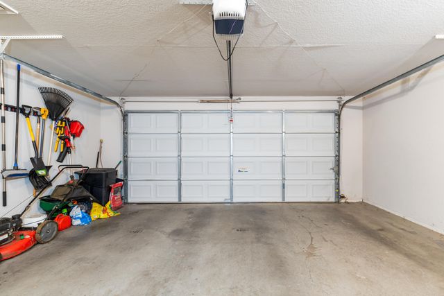 1003 Quail Run Road, Grove, OK 74344