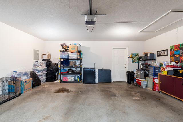 1003 Quail Run Road, Grove, OK 74344