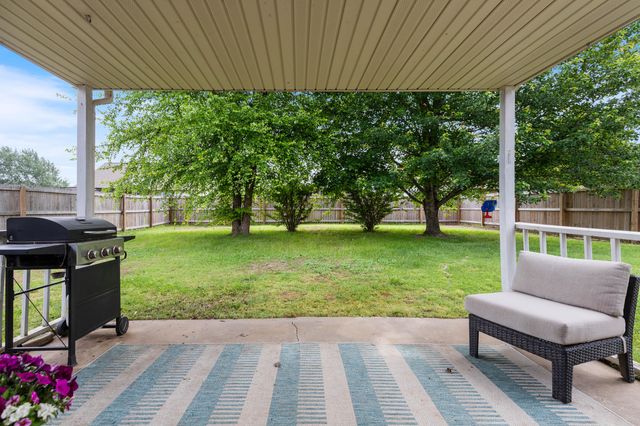 1003 Quail Run Road, Grove, OK 74344