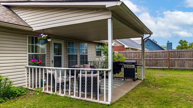 1003 Quail Run Road, Grove, OK 74344