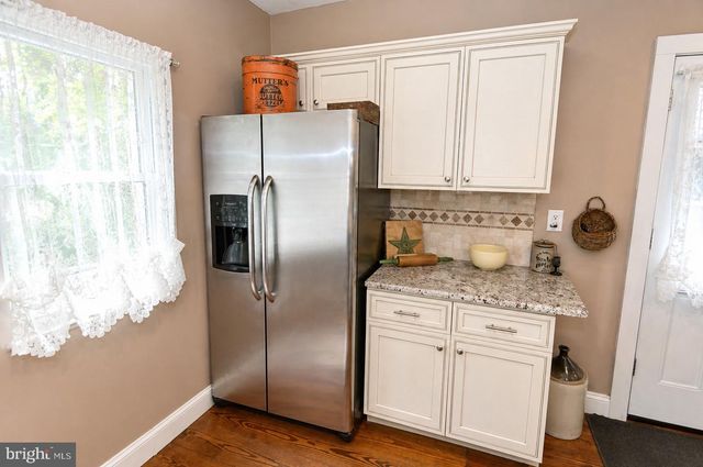 129 BUTTONWOOD ST, Mt Holly, NJ 08060