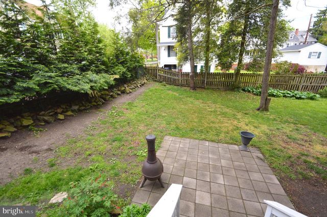129 BUTTONWOOD ST, Mt Holly, NJ 08060