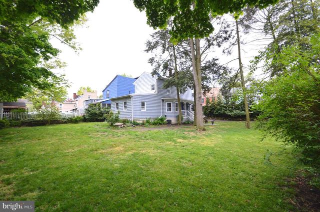 129 BUTTONWOOD ST, Mt Holly, NJ 08060