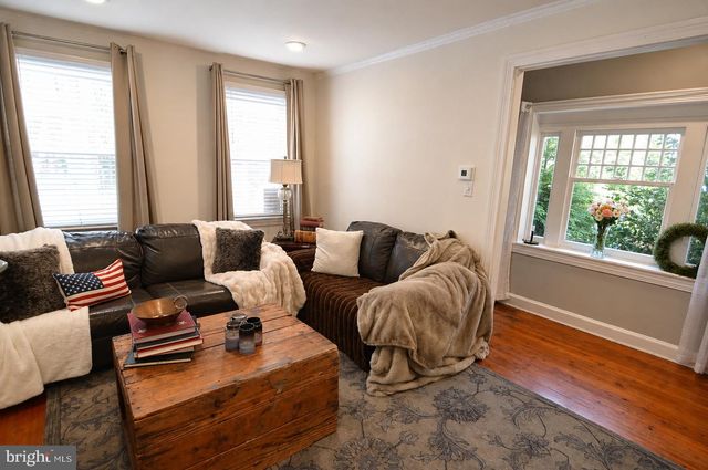 129 BUTTONWOOD ST, Mt Holly, NJ 08060