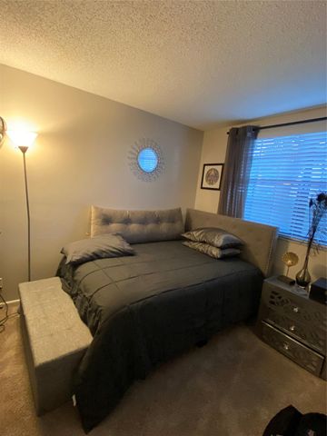 2824 Coral Springs Dr 2824, Coral Springs, FL 33065