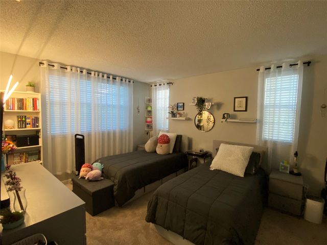 2824 Coral Springs Dr 2824, Coral Springs, FL 33065