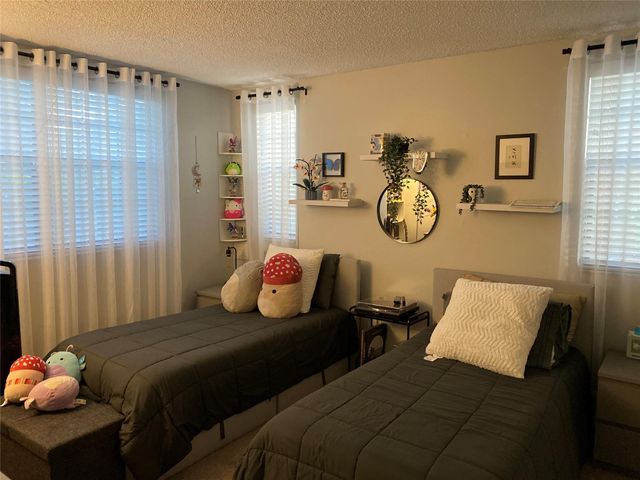 2824 Coral Springs Dr 2824, Coral Springs, FL 33065