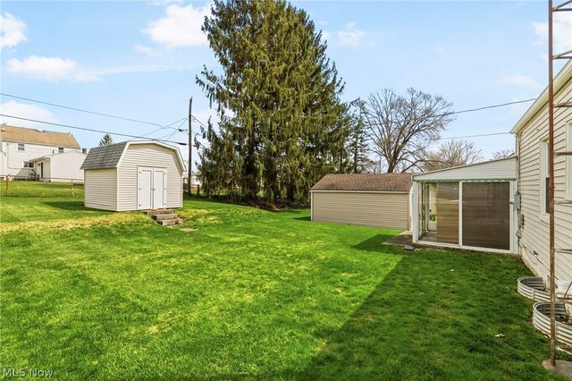 1321 Spangler Road NE, Canton, OH 44714