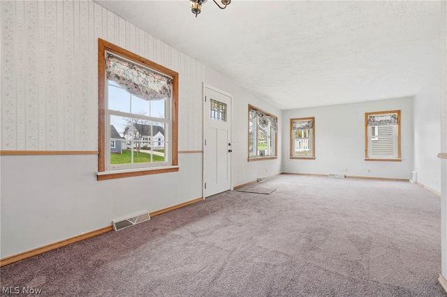 1321 Spangler Road NE, Canton, OH 44714