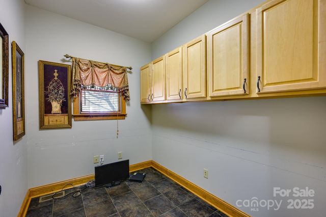 1071 Caleb Setzer Road, Newton, NC 28658