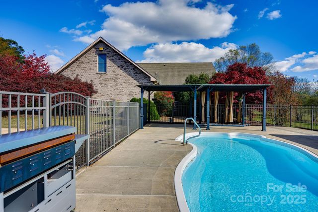 1071 Caleb Setzer Road, Newton, NC 28658