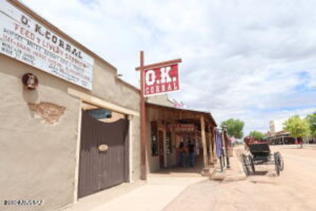 1484 N Cochise Court, Tombstone, AZ 85638