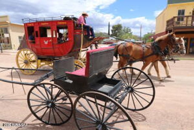 1484 N Cochise Court, Tombstone, AZ 85638