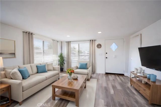 241 S 10th Street, Grover Beach, CA 93433