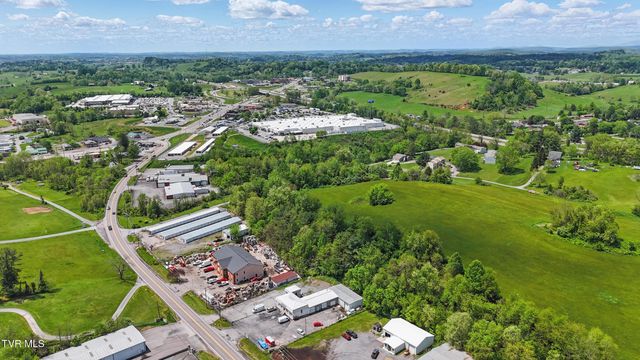 25239 Lee Highway, Abingdon, VA 24211