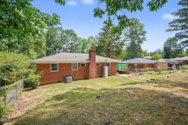 906 Larchwood Drive, Durham, NC 27713