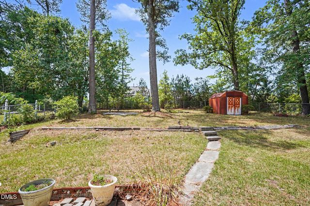 906 Larchwood Drive, Durham, NC 27713