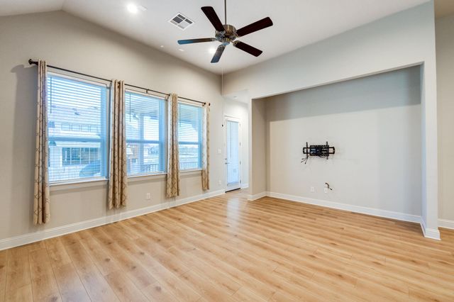 5712 Anaheim Ave, Pflugerville, TX 78660