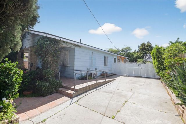 1320 Mott Street, San Fernando, CA 91340
