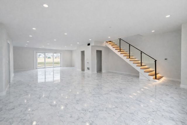 1700 N 40th Avenue, Stone Park, IL 60165