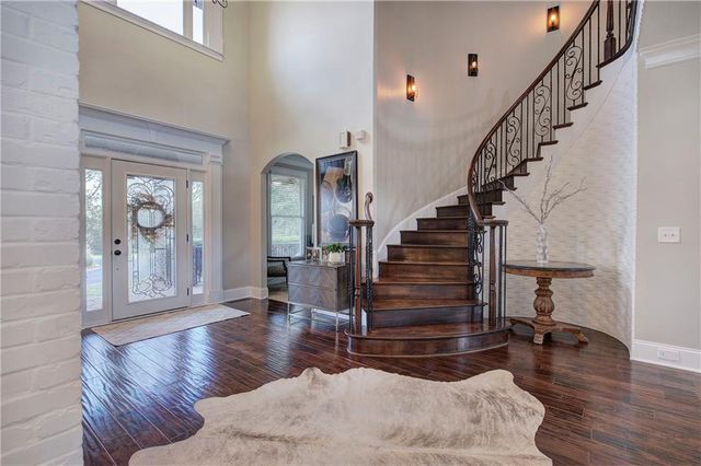 353 Old Tennessee NE Highway, White, GA 30184