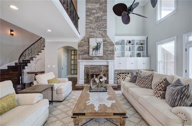 353 Old Tennessee NE Highway, White, GA 30184