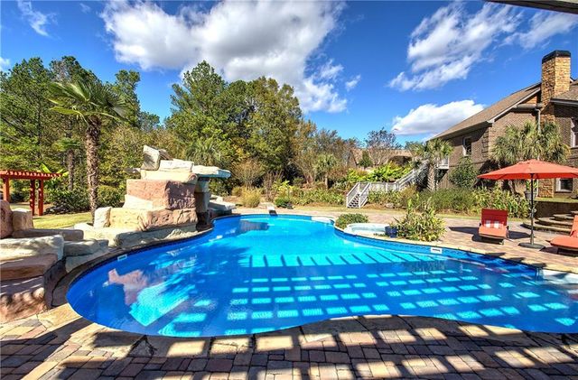 353 Old Tennessee NE Highway, White, GA 30184