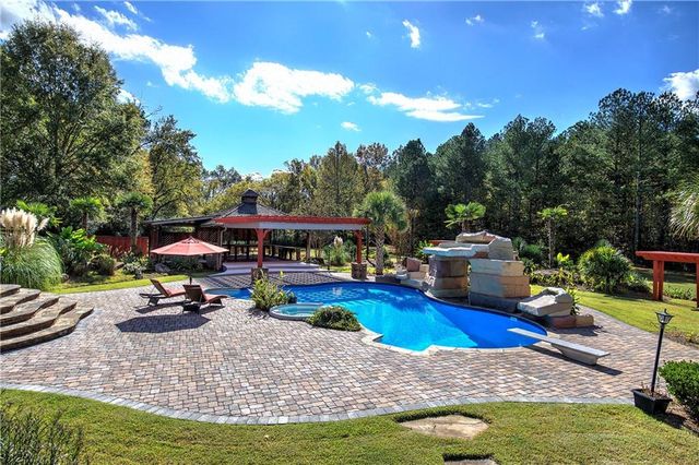 353 Old Tennessee NE Highway, White, GA 30184