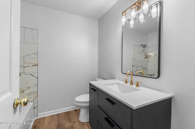 706 Highwood Dr, Louisville, KY 40206