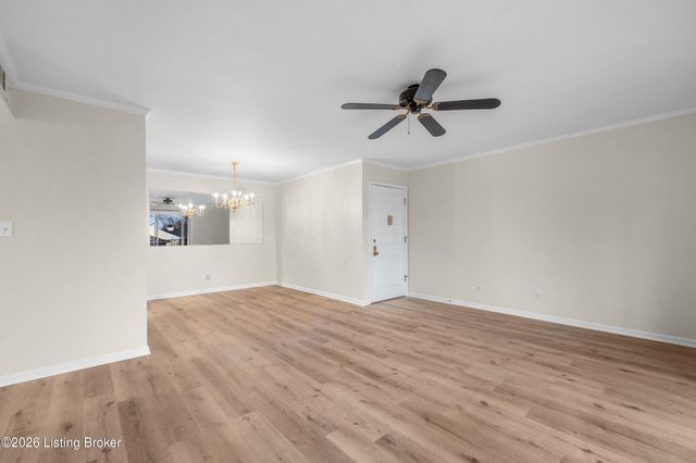 706 Highwood Dr, Louisville, KY 40206