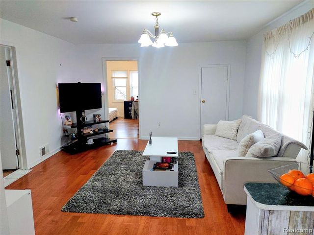 2214 Florian Street, Hamtramck, MI 48212