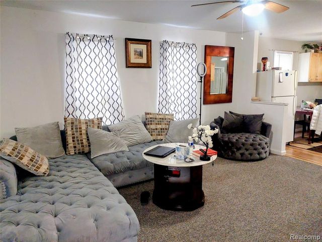 2214 Florian Street, Hamtramck, MI 48212