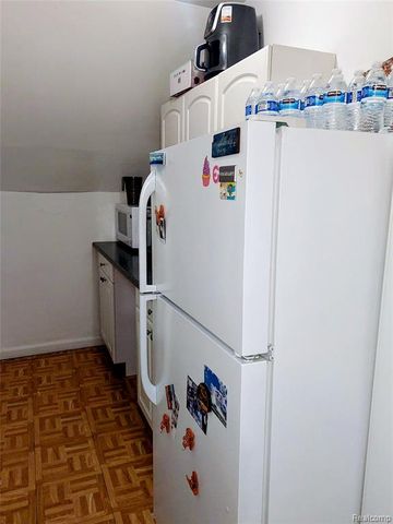 2214 Florian Street, Hamtramck, MI 48212