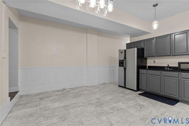 214-216 E Main St, Richmond, VA 23219