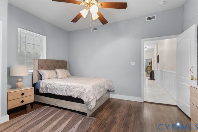 214-216 E Main St, Richmond, VA 23219