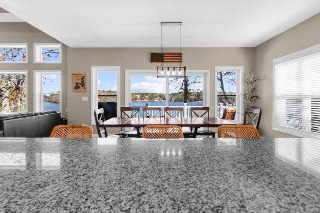 137-138 Sandy Beach Rd, Plymouth, MA 02360