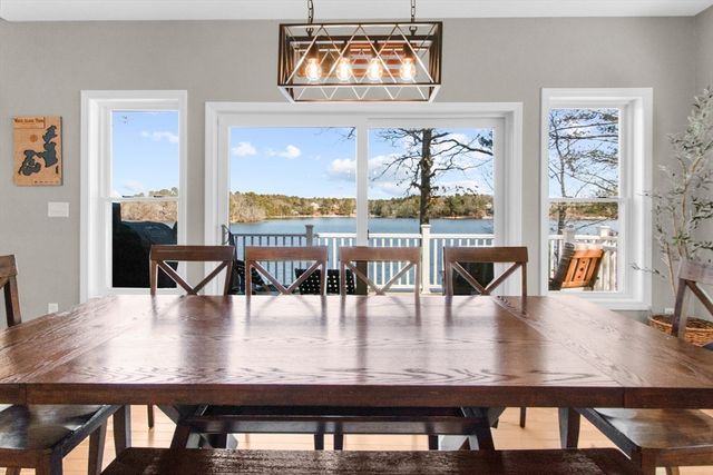 137-138 Sandy Beach Rd, Plymouth, MA 02360