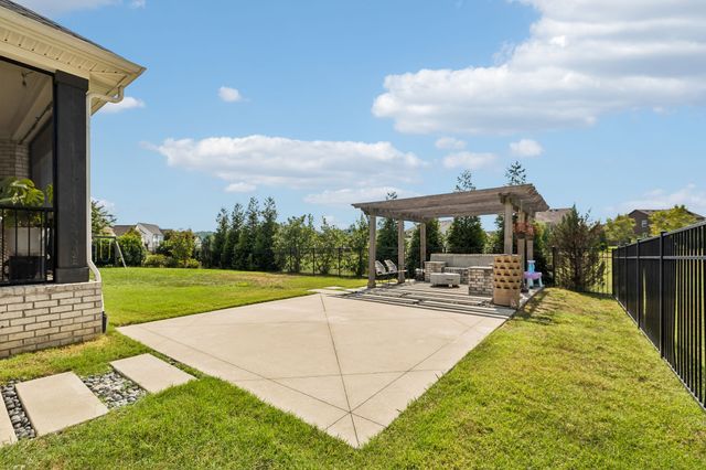 2524 Whitlock Trl, Nolensville, TN 37135